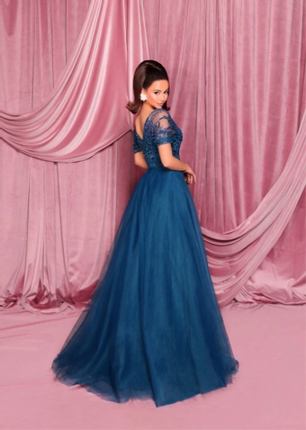 Nicoletta Style #NC3033 $2 backface vertical thumbnail