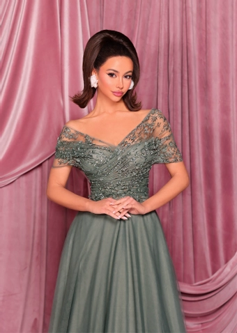 Nicoletta Style #NC3033 $4 frontface vertical cropped thumbnail