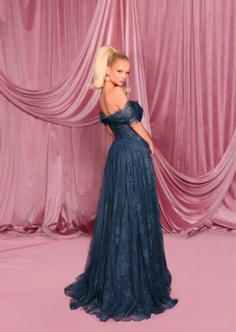 Nicoletta Style #NC3035 $2 backface vertical thumbnail