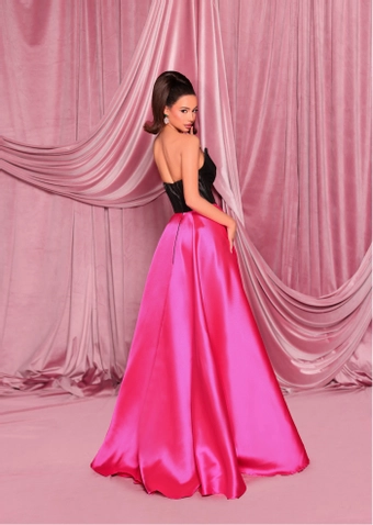 Nicoletta Style #NC3096 $3 backface vertical thumbnail