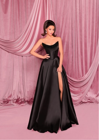 Nicoletta Style #NC3096 $2 frontface vertical thumbnail