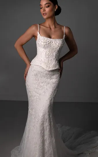 Martina Liana Luxe LE1457 #4 frontface vertical cropped thumbnail