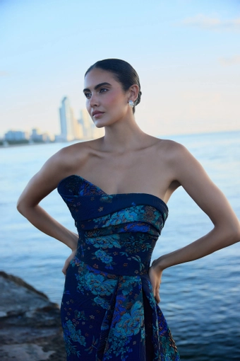 Anne Barge Couture Style #Mariana #5 frontface vertical cropped thumbnail