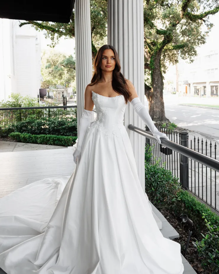 Simonne St Charles Style #Alise Default Thumbnail Image