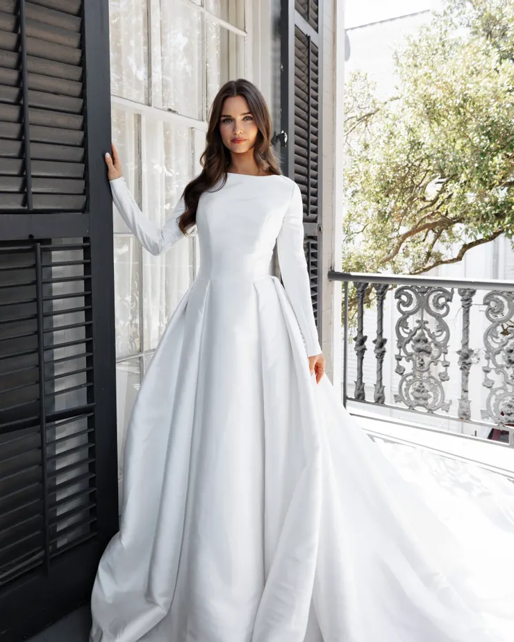 Simonne St Charles Style #Avery Default Thumbnail Image