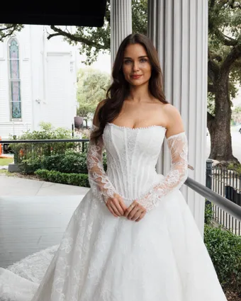 Simonne St Charles Style #Ella Grace #1 frontface vertical cropped thumbnail