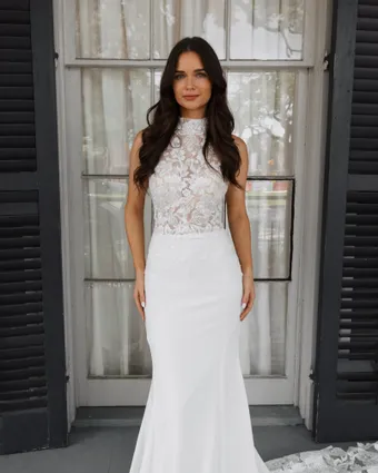 Simonne St Charles Style #Gianna #0 default frontface vertical cropped thumbnail