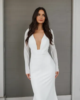 Simonne St Charles Style #Gwen #2 frontface vertical cropped thumbnail