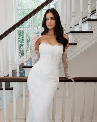 Simonne St Charles Style #Harvest #2 frontface vertical cropped thumbnail