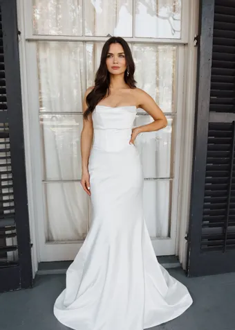 Simonne St Charles Style #James #0 default frontface vertical thumbnail