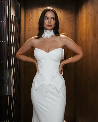 Simonne St Charles Style #Kimmy #2 frontface vertical cropped thumbnail