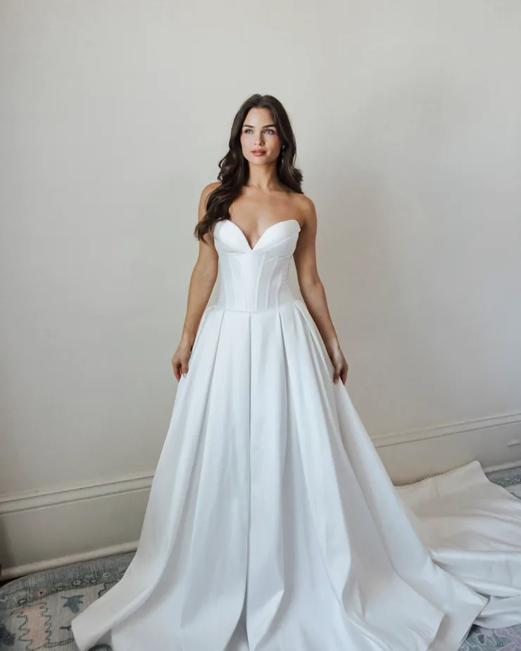 Simonne St Charles Style #Luca Default Thumbnail Image