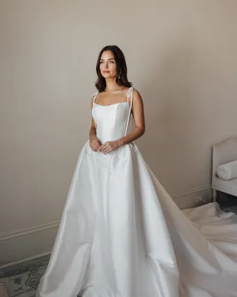 Simonne St Charles Style #Violet #1 frontface vertical thumbnail