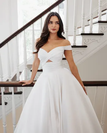 Simonne St Charles Style #VivianLydia #2 vertical cropped thumbnail