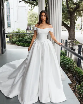 Simonne St Charles Style #Willow #0 default frontface vertical thumbnail