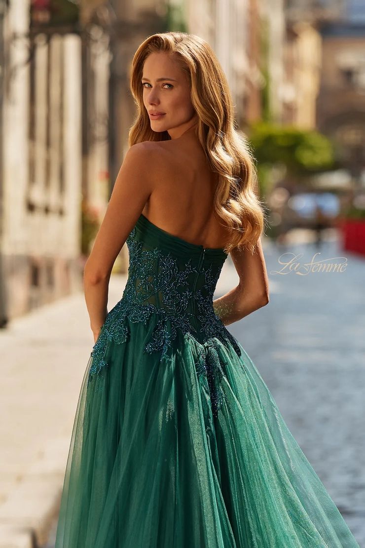 La Femme Style #33528 #10 backface vertical cropped picture