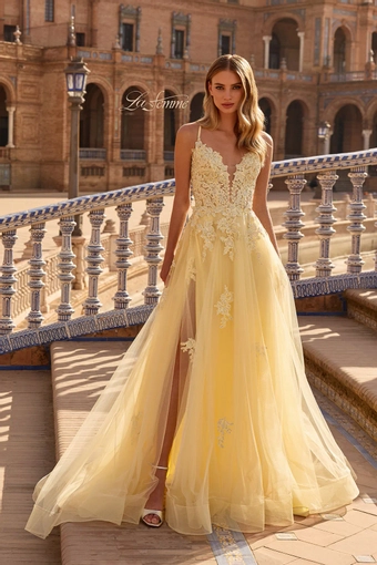 La Femme Style 33716 #0 default Pale Yellow frontface vertical thumbnail