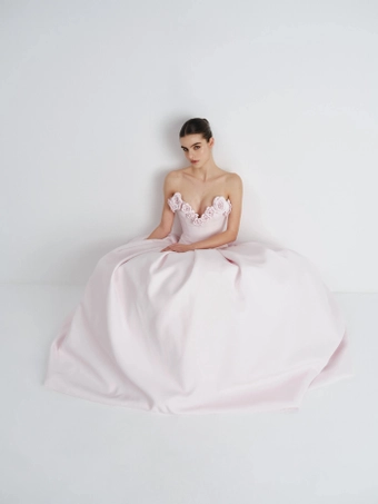 Nicole and Felicia Style #NV109 #1 frontface vertical thumbnail