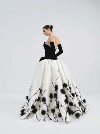 Nicole and Felicia Style #NV101 #1 default backface vertical thumbnail