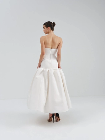 Nicole and Felicia Style #NV112 #3 backface vertical thumbnail