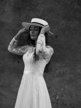 Rivers Signature collection WD020 V #10 frontface vertical cropped thumbnail