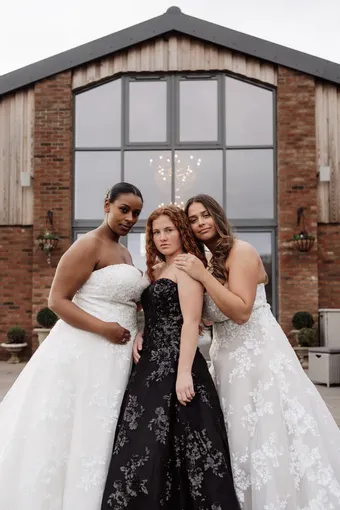 Rivers Signature collection WD025 V #35 frontface vertical cropped thumbnail