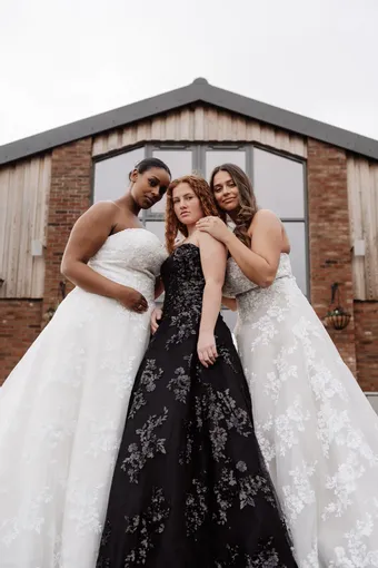 Rivers Signature collection WD025 V #30 frontface vertical cropped thumbnail