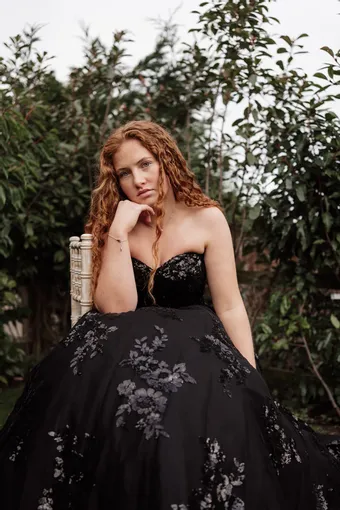 Rivers Signature collection WD025 V #31 frontface vertical cropped thumbnail