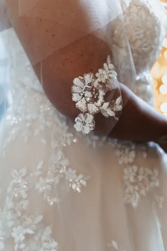 Rivers Signature collection WD025 V #37 vertical cropped thumbnail