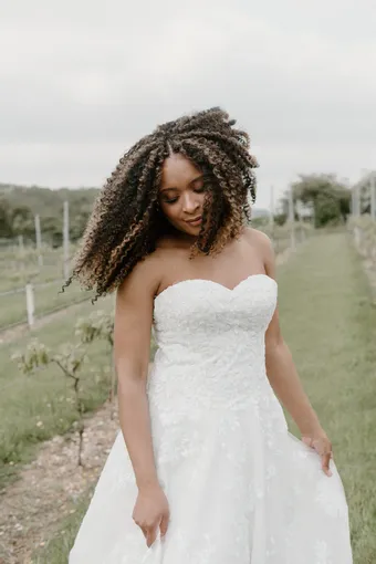 Rivers Signature collection WD025 V #33 frontface vertical cropped thumbnail