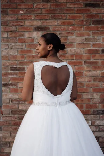 Rivers Signature collection WD090 V #27 backface vertical cropped thumbnail