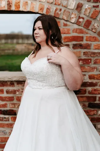 Rivers Signature collection WD097 V #20 frontface vertical cropped thumbnail