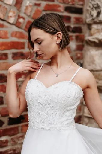 Rivers Signature collection WD097 V #22 frontface vertical cropped thumbnail