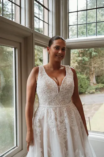 Rivers Signature collection WD121 CORD #46 frontface vertical cropped thumbnail