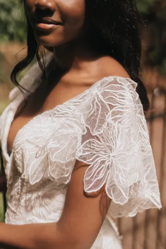 Rivers Signature collection WD139 V #28 frontface vertical cropped thumbnail