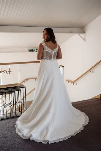 Rivers Signature collection WD142 V #4 backface vertical thumbnail