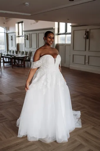 Rivers Signature collection WD148 COR #1 frontface vertical thumbnail