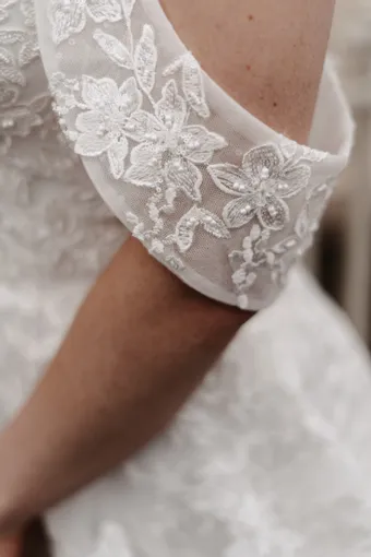 Rivers Signature collection WD148 COR #28 vertical cropped thumbnail