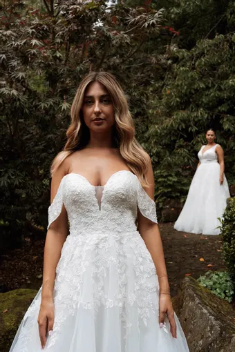 Rivers Signature collection WD148 COR #26 frontface vertical cropped thumbnail