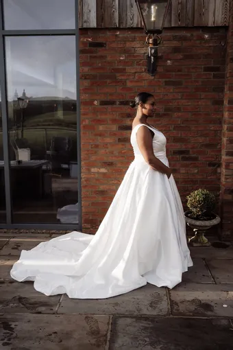 Rivers Signature collection WD149 CY #11 backface vertical thumbnail