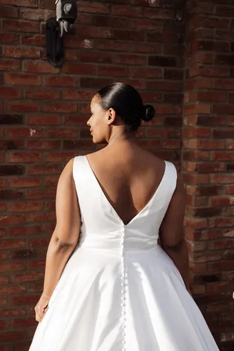 Rivers Signature collection WD149 CY #30 backface vertical cropped thumbnail