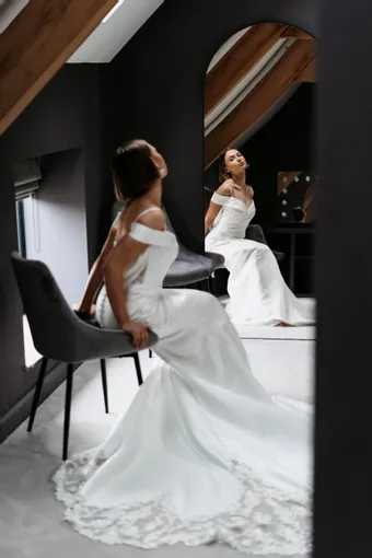 Rivers Signature collection WD151 COR #16 backface vertical thumbnail