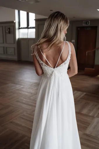 Rivers Signature collection WD155 V #7 backface vertical cropped thumbnail