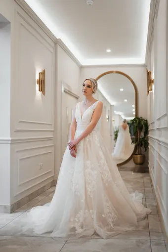 Rivers Signature collection WD157 COR #7 frontface vertical thumbnail