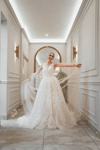 Rivers Signature collection WD157 COR #10 frontface vertical thumbnail