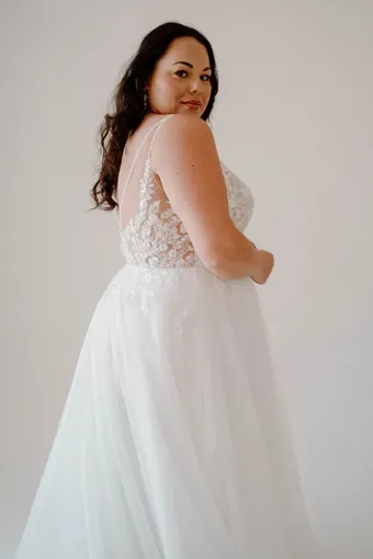 Rivers Signature collection WD176 CY #21 backface vertical cropped thumbnail