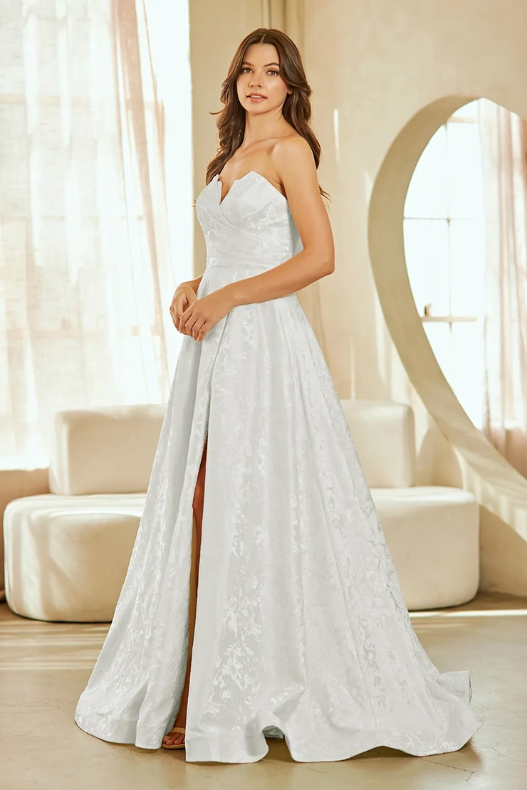Amelia Couture Style #8061