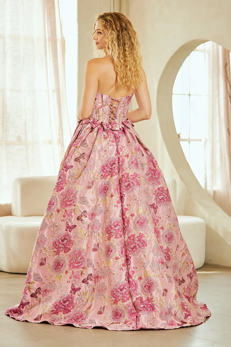 Amelia Couture Style #8068