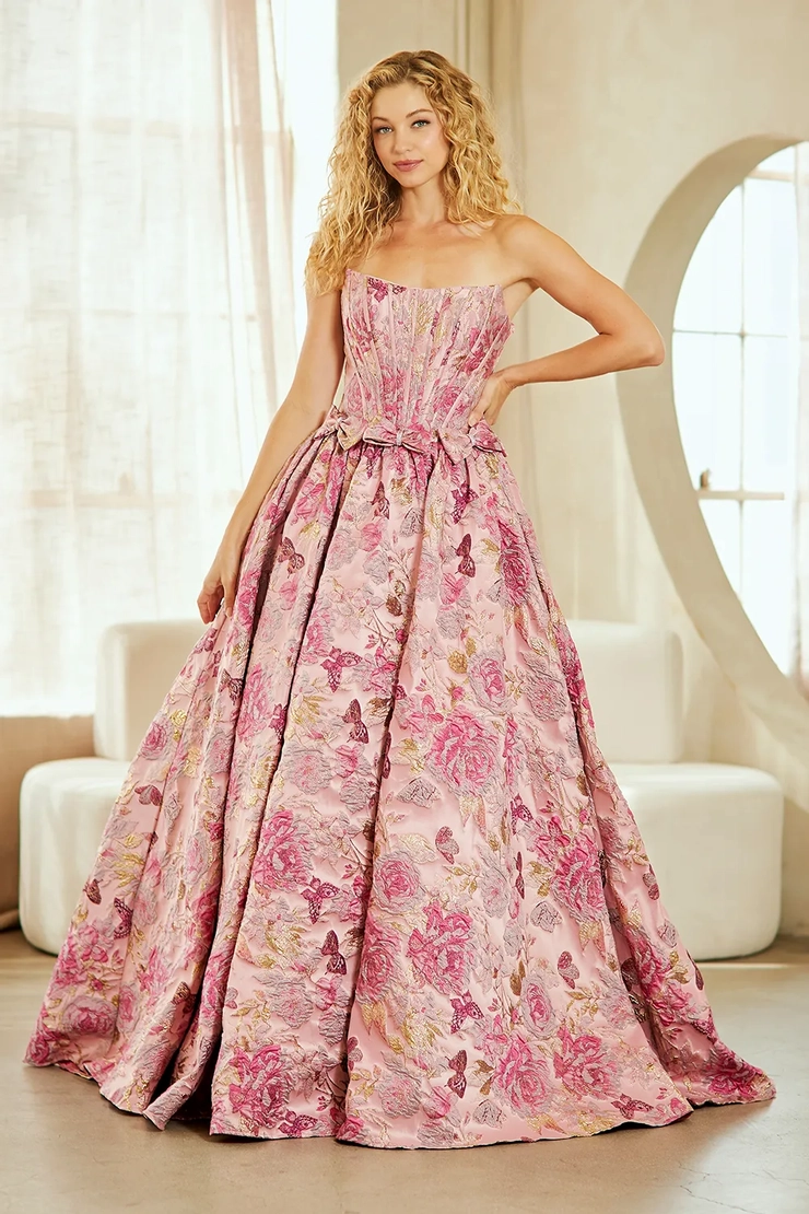 Amelia Couture Style #8068