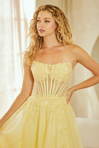 Amelia Couture 9078 #20 frontface vertical cropped thumbnail